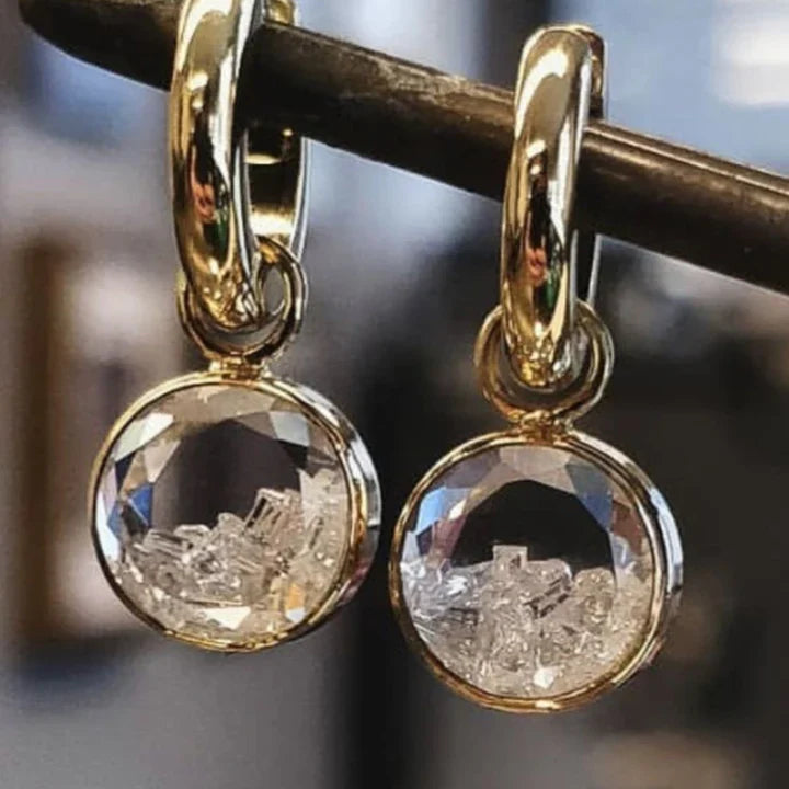 Runde Weißglas-Ohrringe