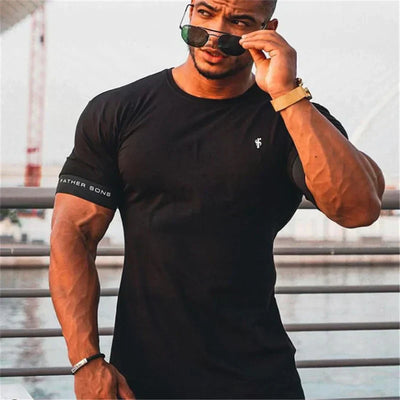 Gerhard | Muscle Fit T-Shirt mit kurzen Ärmeln