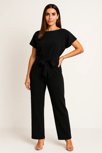 Schicker Jumpsuit mit Gürtel