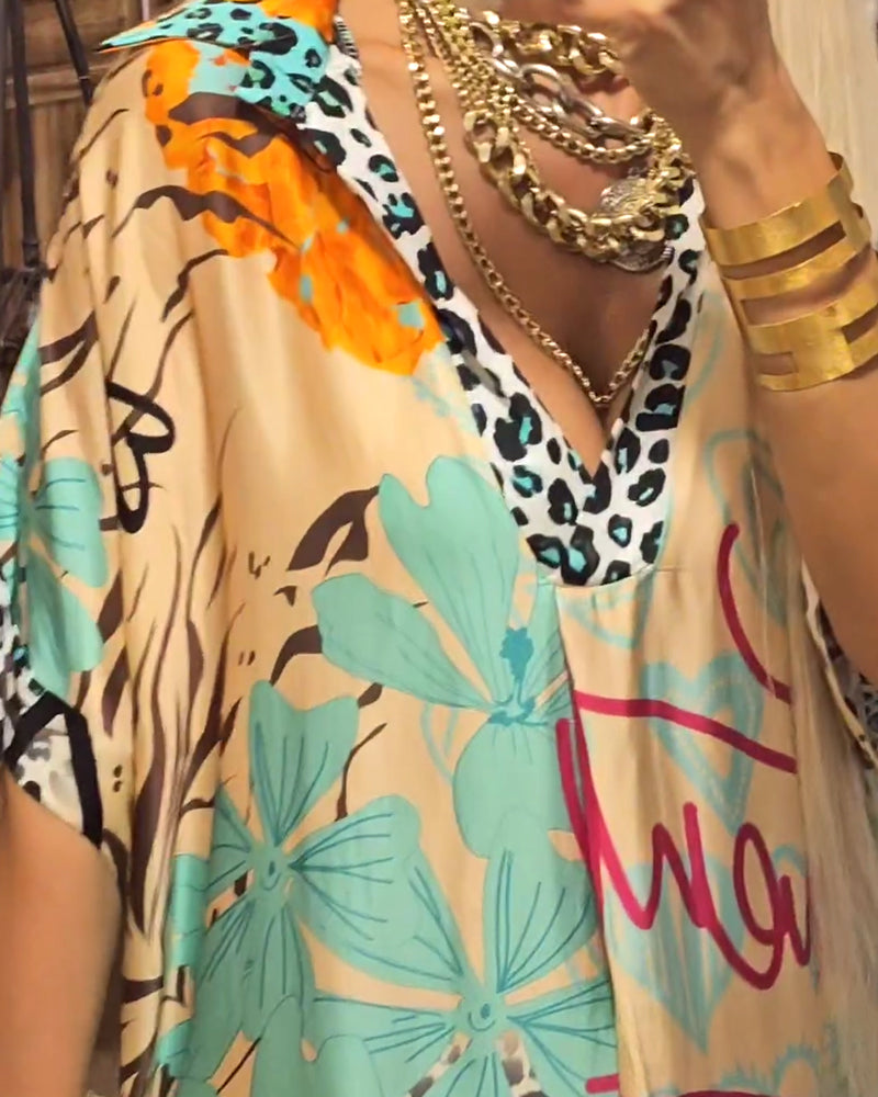 Heidi-Mode | Bunte Patchworkkleid mit Leopardenmotiv und Teilweisem Leopardenmuster