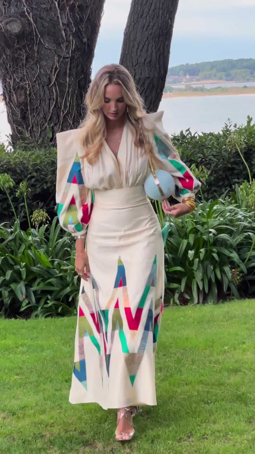 Joan – Modisches Kleid im temperamentvollen Stil mit Druckdesign