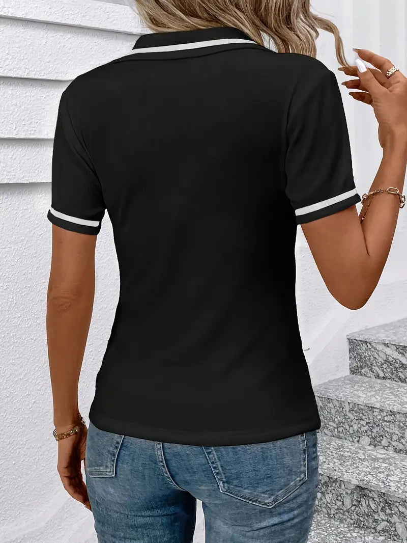 Vasilka – Elegantes Kurzarm Oberteil Mit Kragen