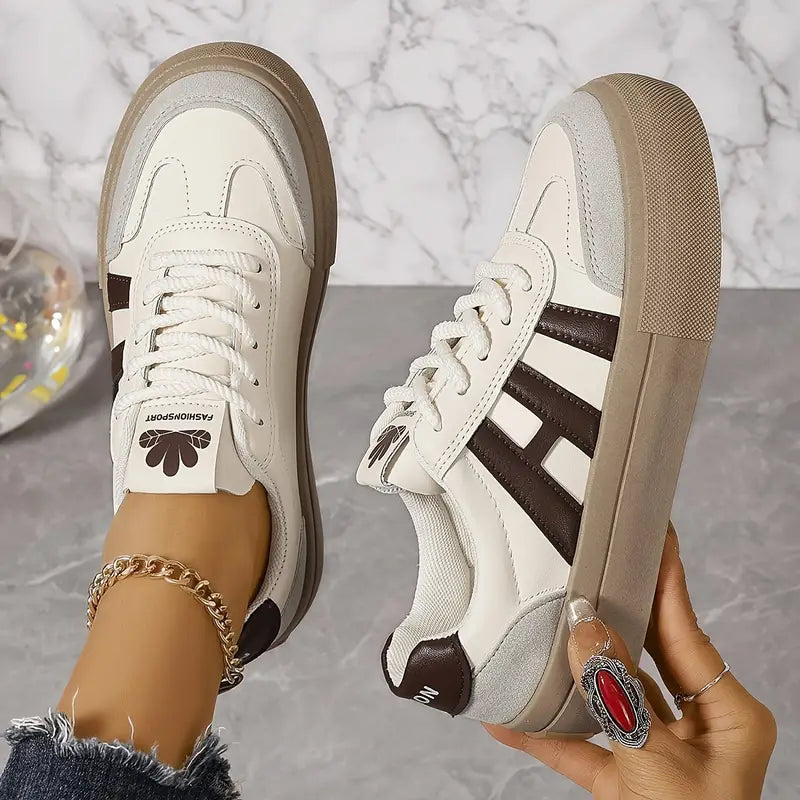 Greta - Leichte und komfortable Damen-Sneakers der Light Edition.