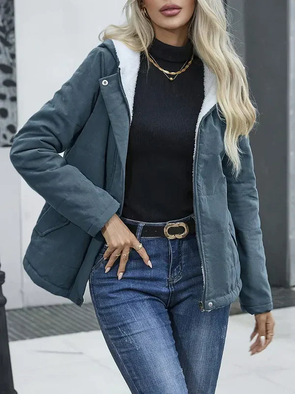 Marika | Eleganter Mantel mit Kapuze