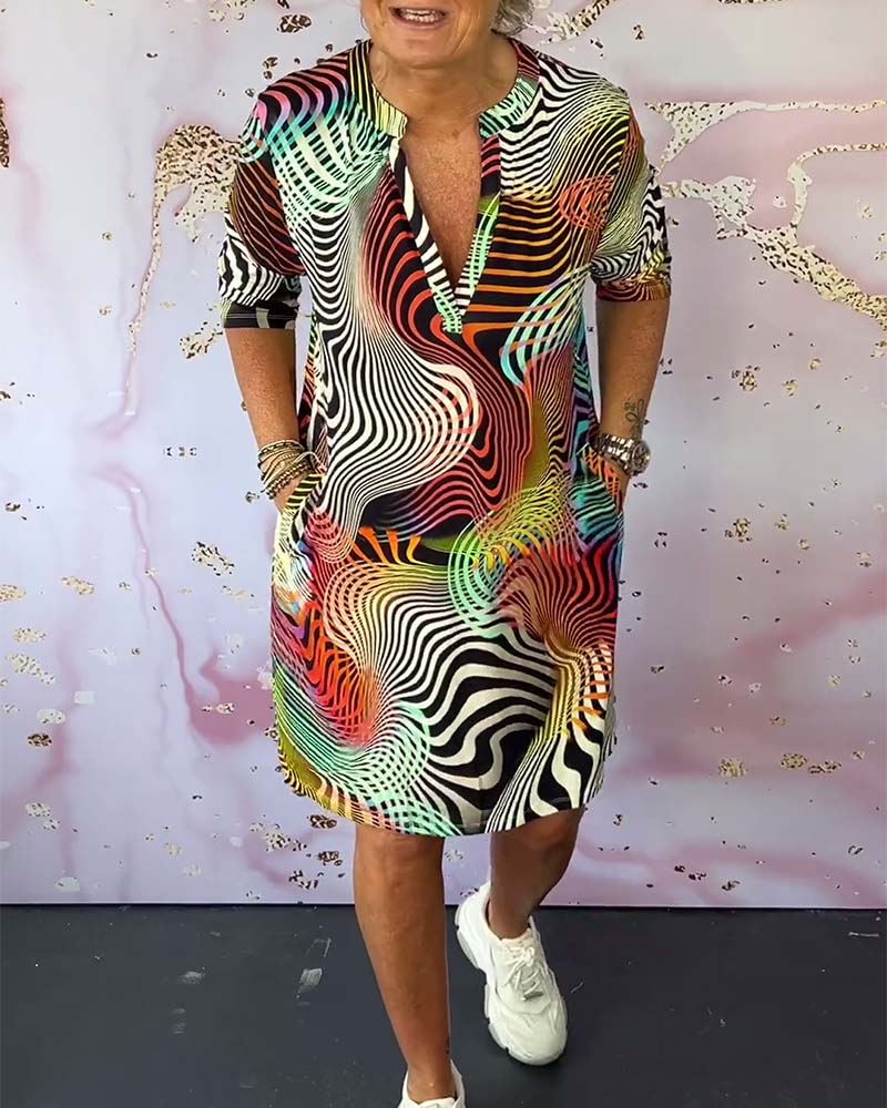 MIRAVO | Farbintensives V-Ausschnitt-Kleid – Elegant & Bequem