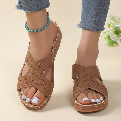 Susan – Sommer Hausschuhe mit niedrigem Absatz und Keilabsatz, rutschfeste Sandalen für den Strand