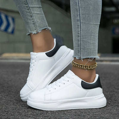 Damen Sneaker mit Kontrastdetails