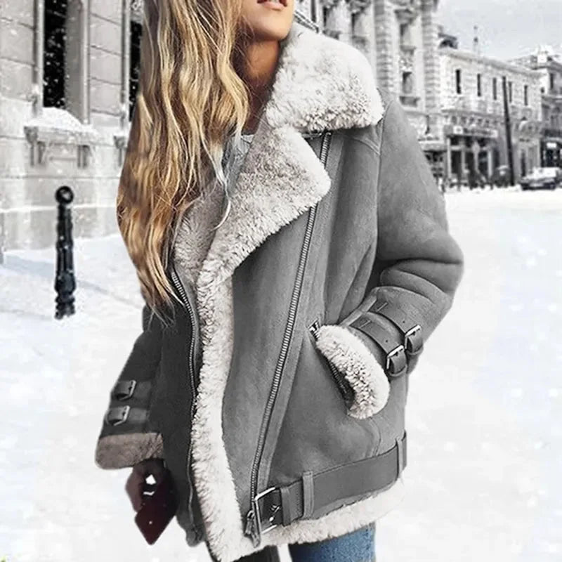 Damen Winterjacke mit Teddyfell und Schnallen