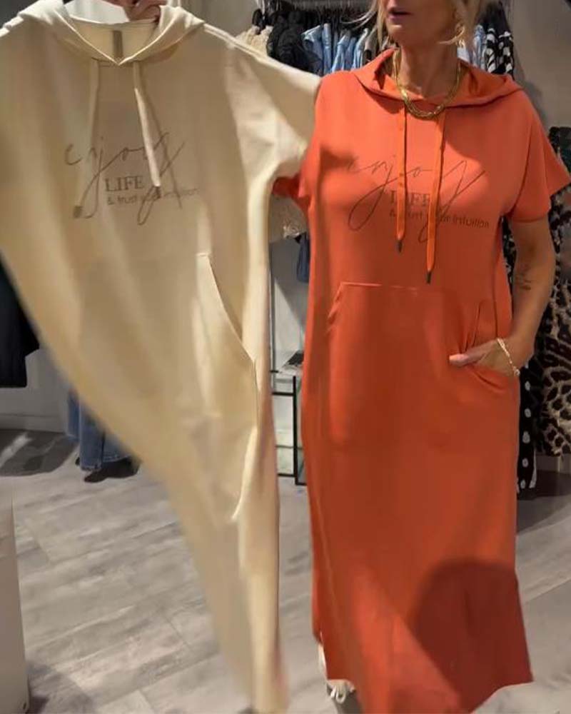 Nadia – Elegantes Kleid Mit Kapuze