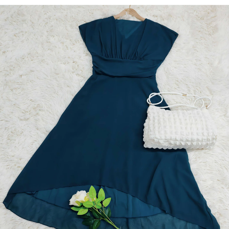 Elegantes Marineblaues Partykleid