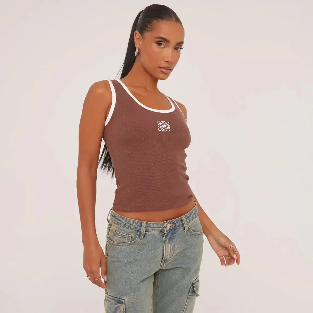 Lina | Geripptes Tanktop mit Stickerei