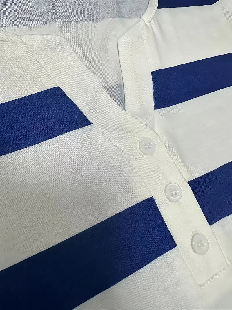 Dakota - Lässiges T Hemd Mit V Ausschnitt Und Streifenprint