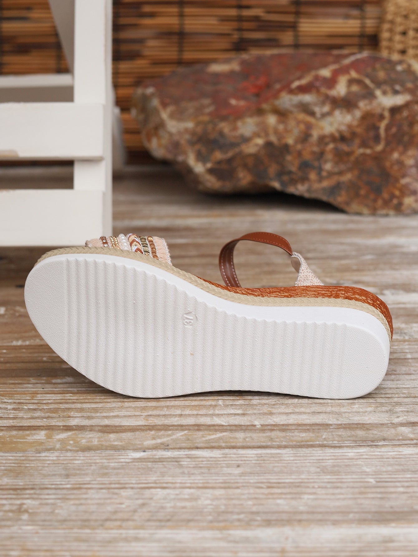 Sara – Dicksohlige Sandalen aus Hanf mit Rope-Edge