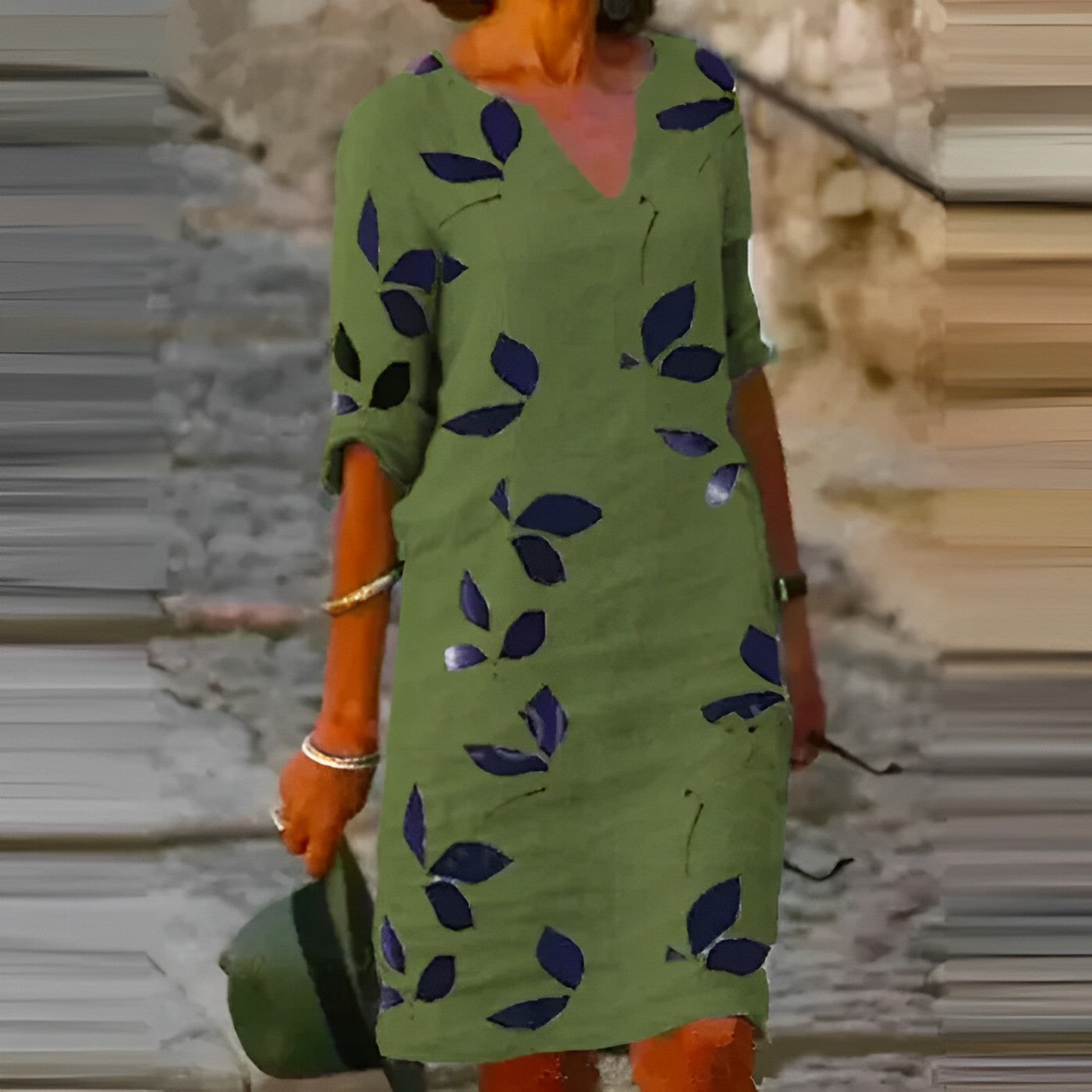 Bedrucktes Sommerkleid mit V-Ausschnitt