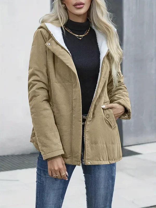 Marika | Eleganter Mantel mit Kapuze