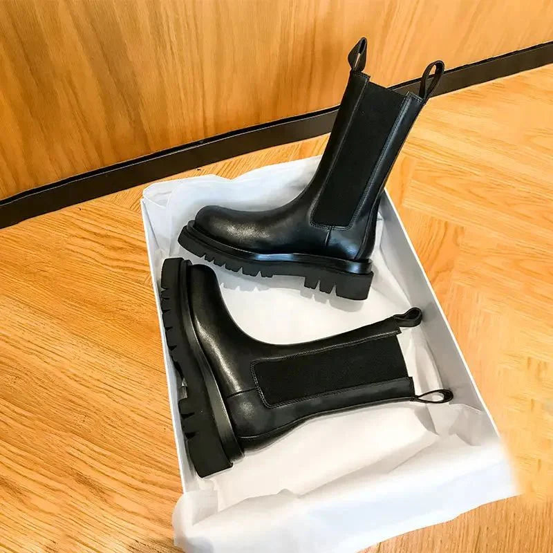 Wylla Mid-Calf Chelsea-Stiefel