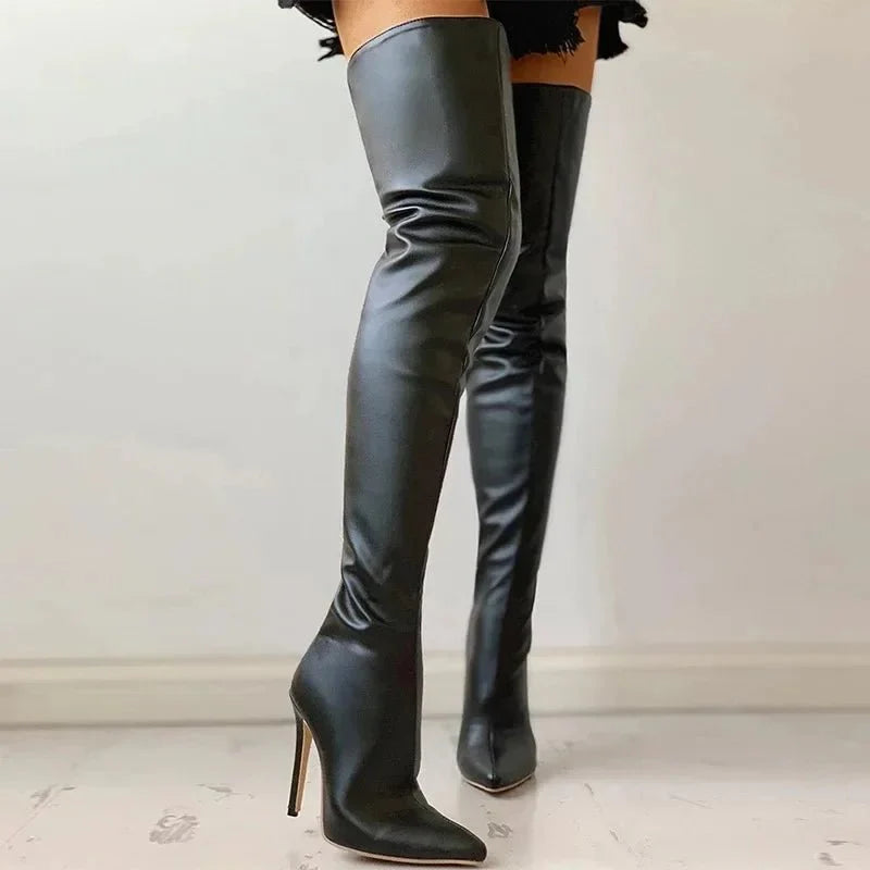 Yassi Oberschenkelhohe Stiletto-Stiefel