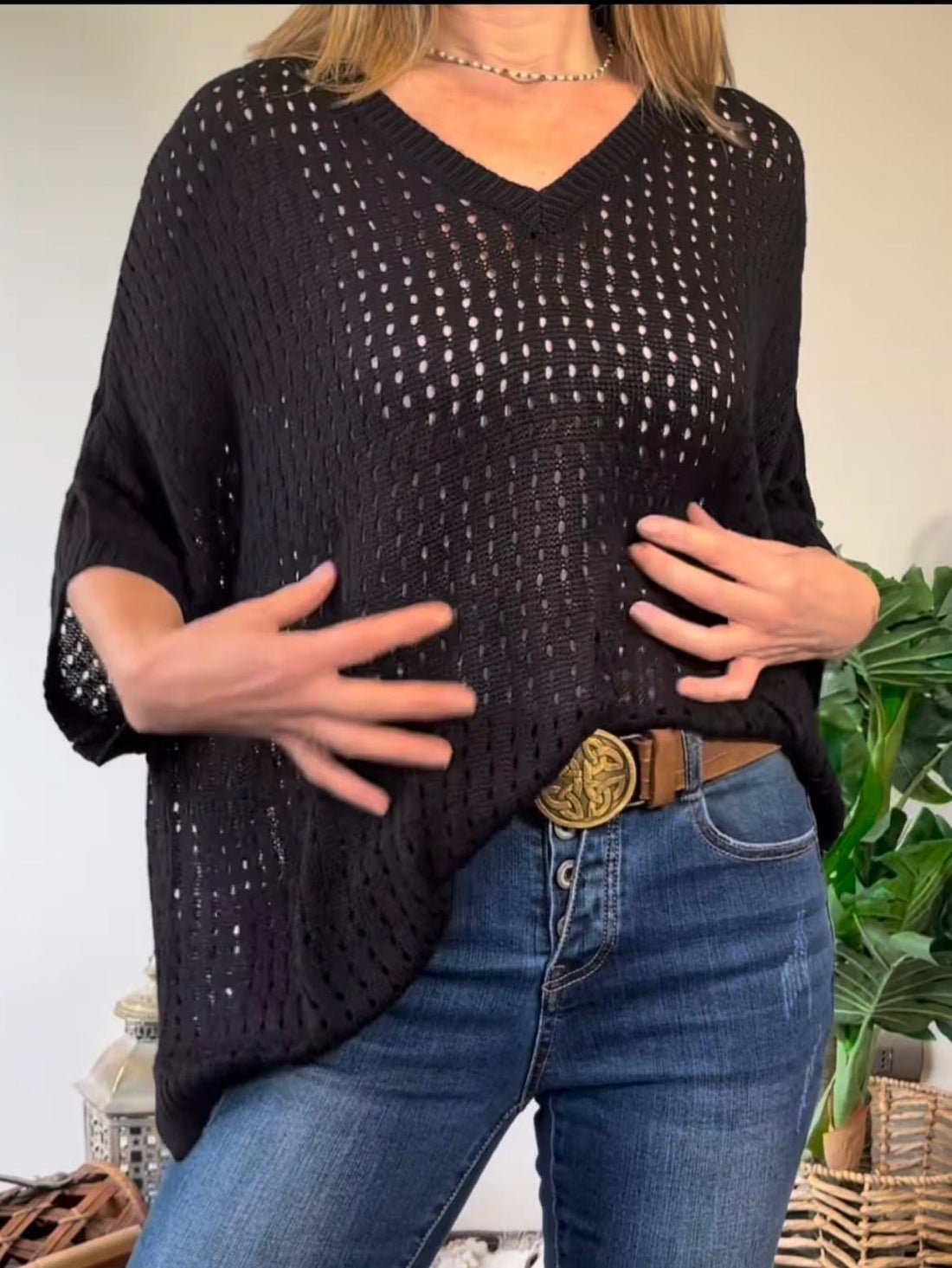 Yvette Hohle Bluse mit V-Ausschnitt