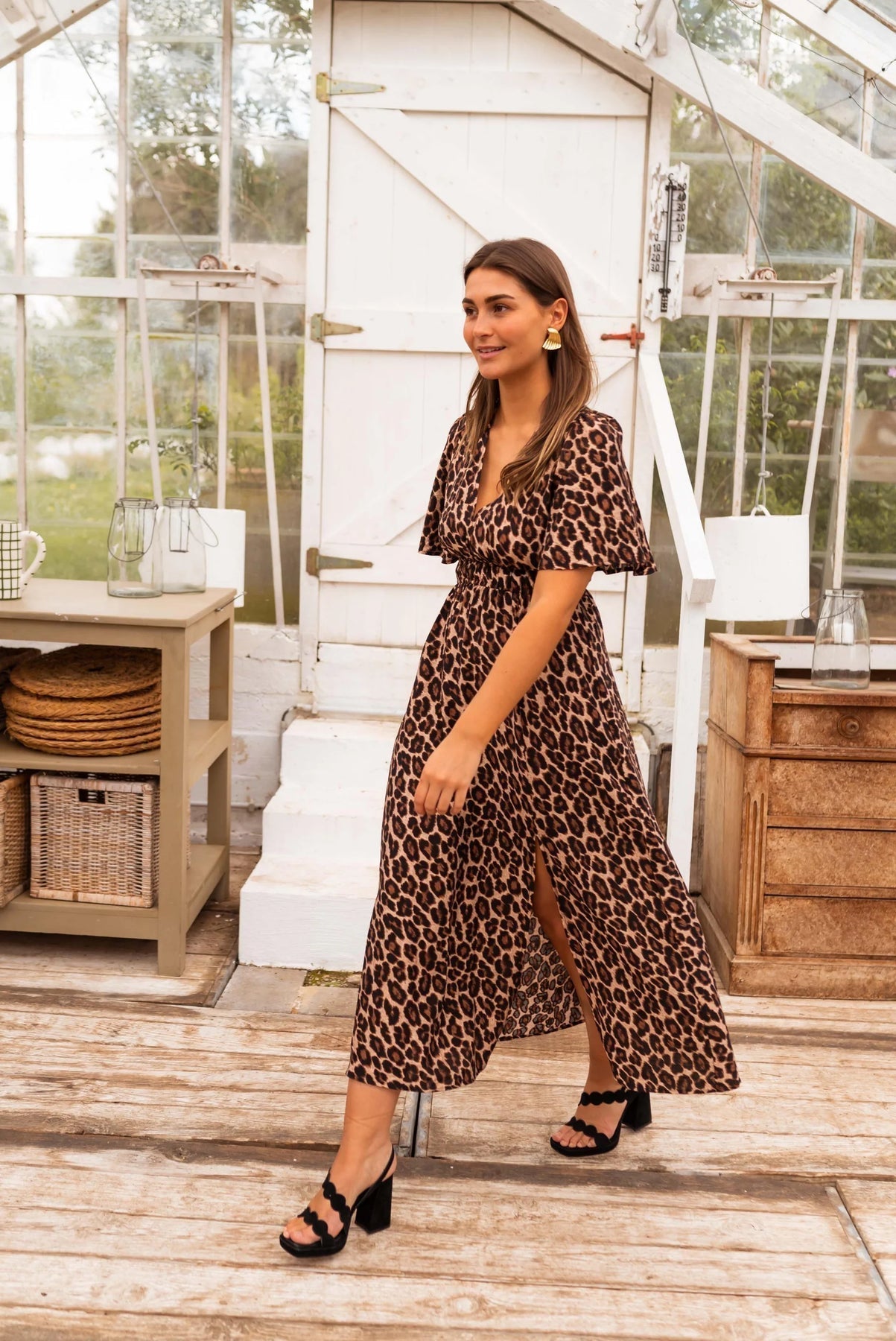 Coralie – Stilvolles Maxi Kleid Mit Leoparden Muster