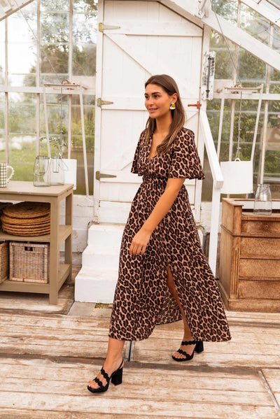 Coralie – Stilvolles Maxi Kleid Mit Leoparden Muster
