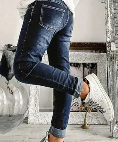 Abigail | Slim Fit Jeans Damen | Knopf