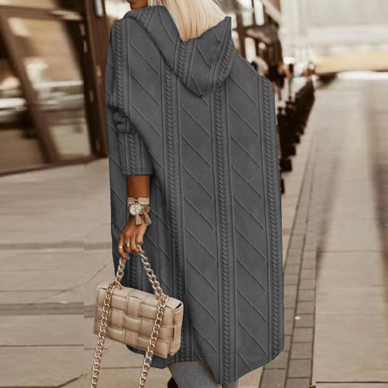 Cytheria – Langärmliger Cardigan mit Kabelstrick und Kapuze